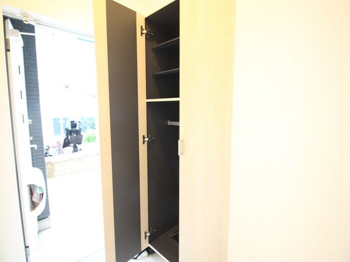 物件内観写真17　(収納)