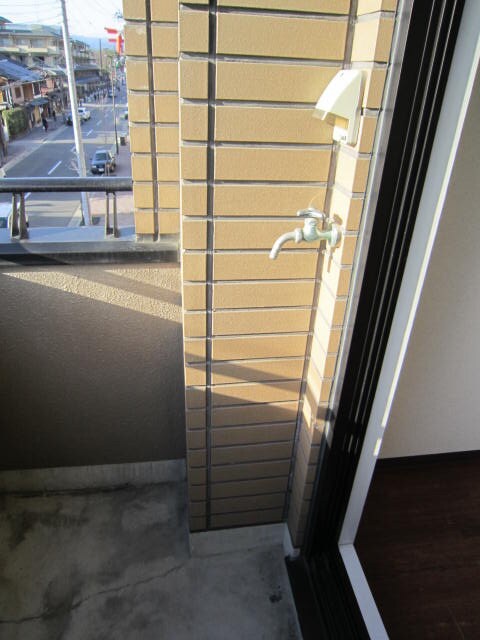 物件内観写真12　(洗濯機置場)