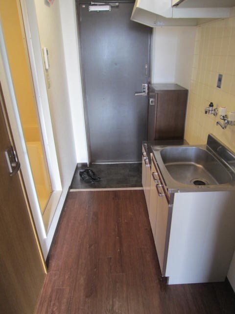 物件内観写真13　(廊下)