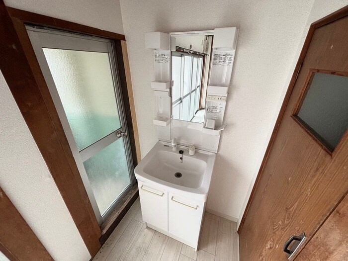 物件内観写真16　(収納)