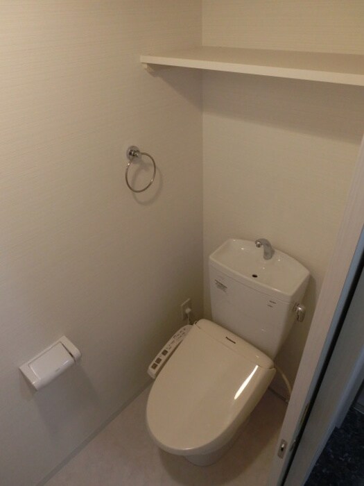 物件内観写真11　(トイレ)