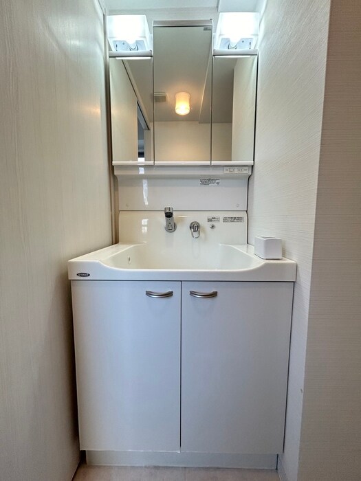 物件内観写真12　(洗面)