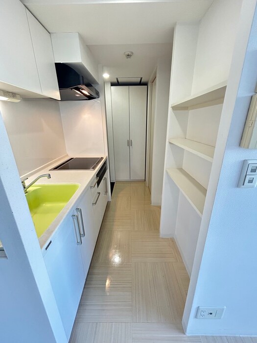 物件内観写真16　(廊下)