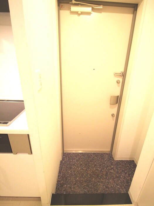 物件内観写真17　(玄関)