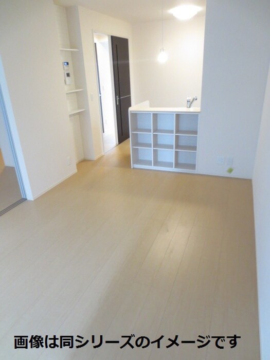 物件内観写真9　(居室)