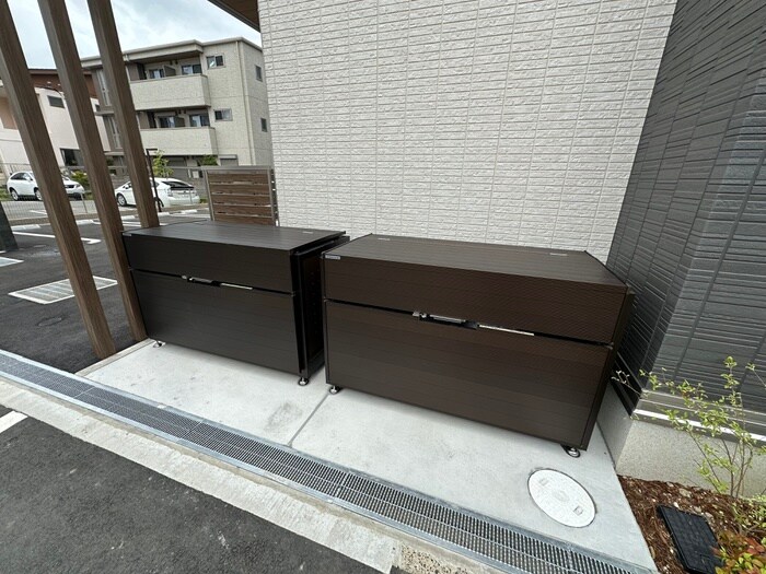 物件外観写真6　(建物設備)