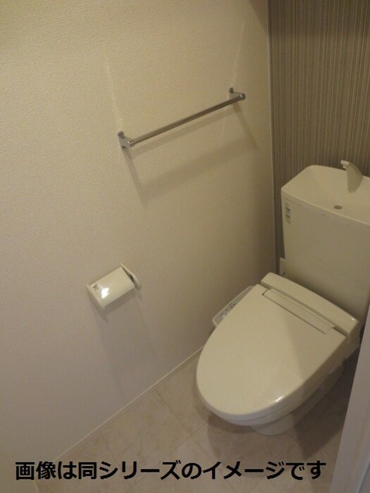 物件内観写真10　(トイレ)