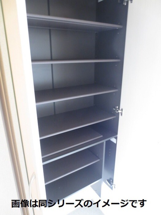 物件内観写真20　(靴箱)