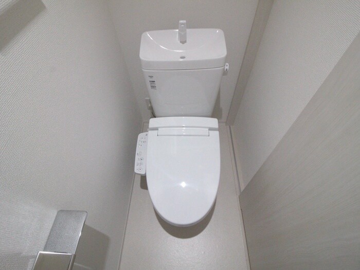 物件内観写真15　(トイレ)