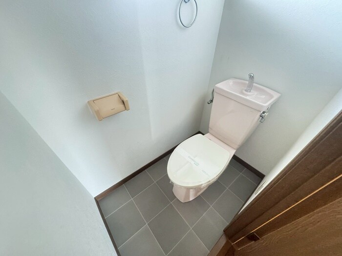 物件内観写真11　(トイレ)