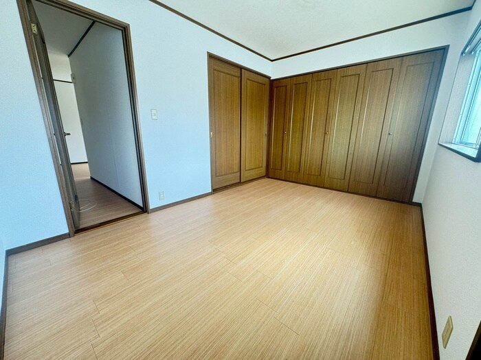 物件内観写真19　(居室)