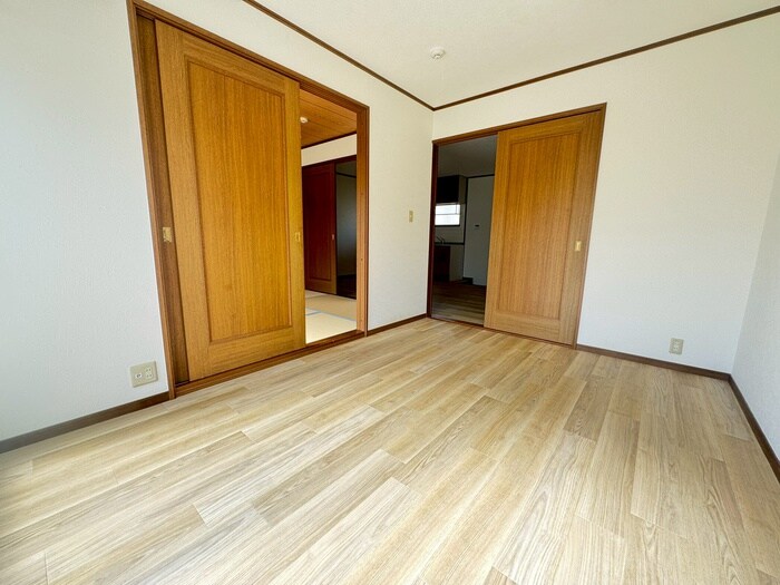 物件内観写真19　(居室)