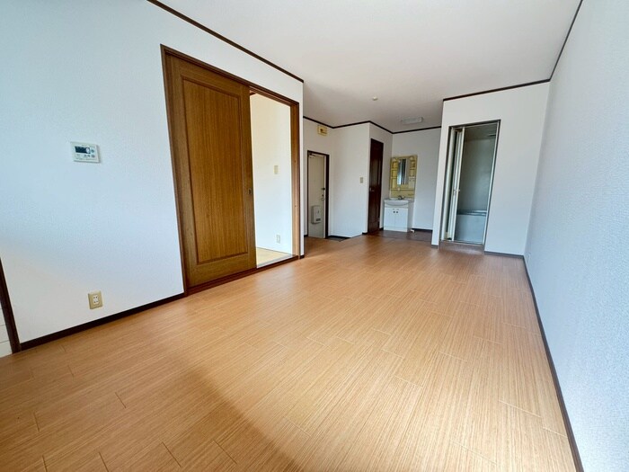 物件内観写真21　(居室)