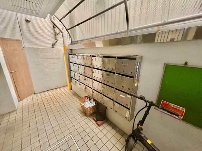 物件外観写真6　(建物設備)