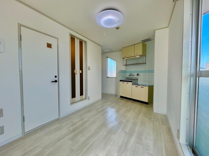 物件内観写真15　(居室)