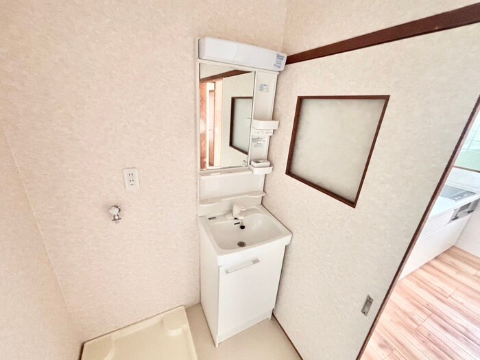 物件内観写真9　(洗面)