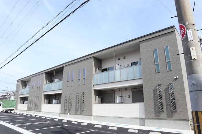 物件外観写真1　(外観写真)