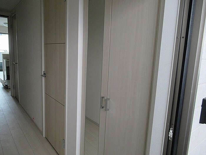 物件内観写真13　(靴箱)