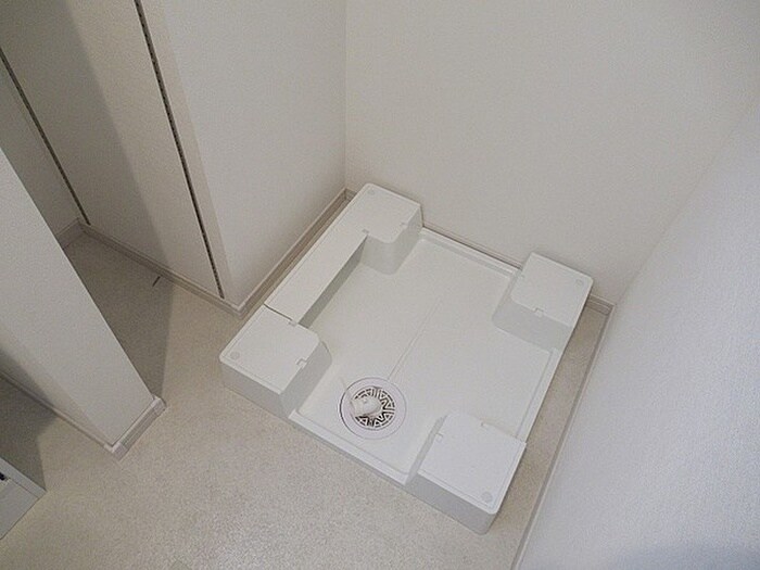 物件内観写真19　(洗濯機置場)