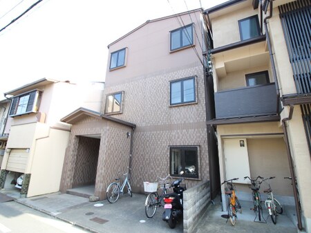 ウィスタリアクラマグチ外観写真