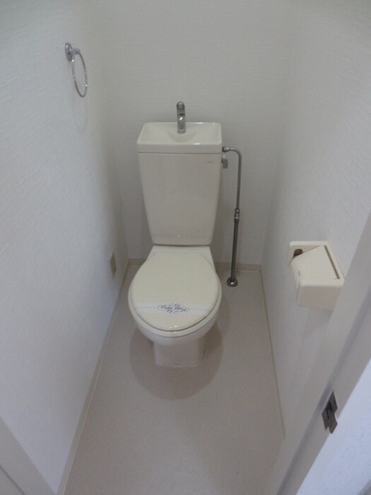 物件内観写真17　(トイレ)