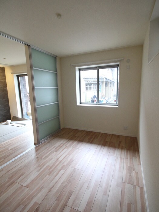 物件内観写真21　(居室)