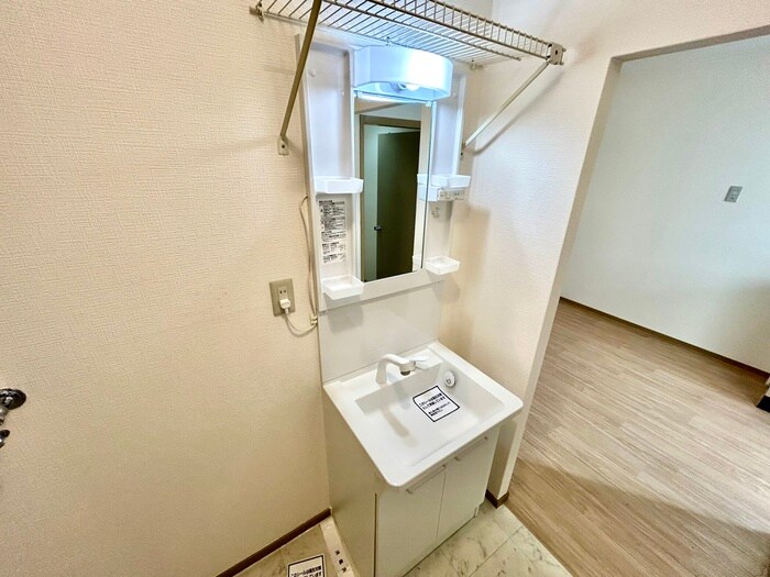 物件内観写真15　(洗面)