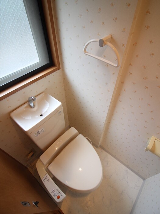 物件内観写真9　(トイレ)