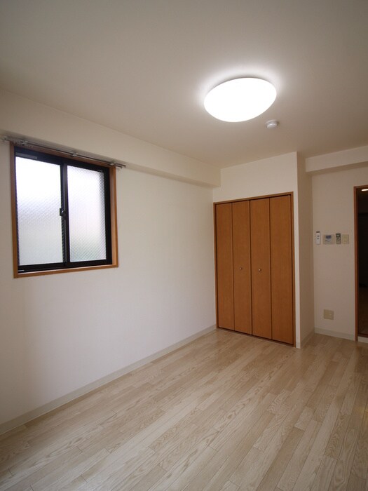 物件内観写真16　(居室)