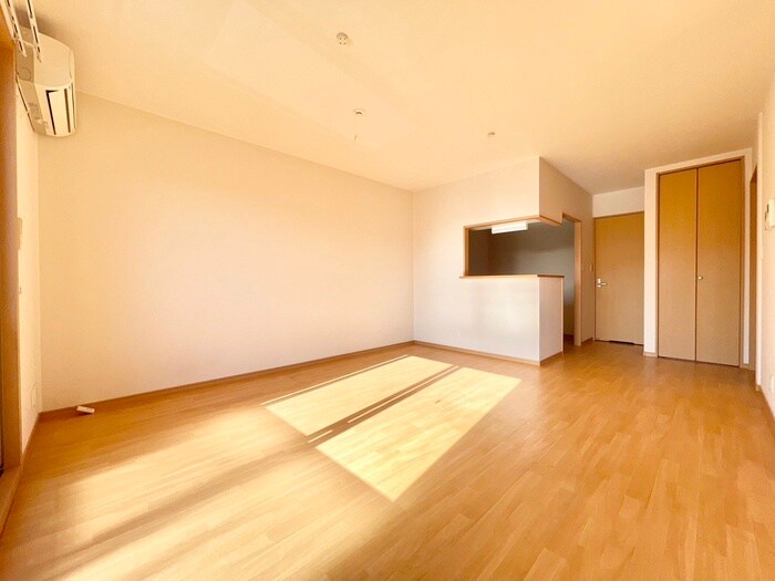 物件内観写真6　(居室)