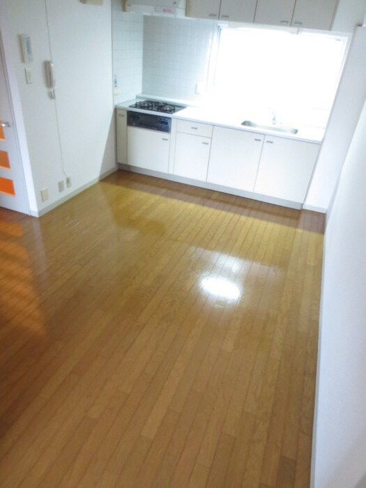 物件内観写真4　(居室)