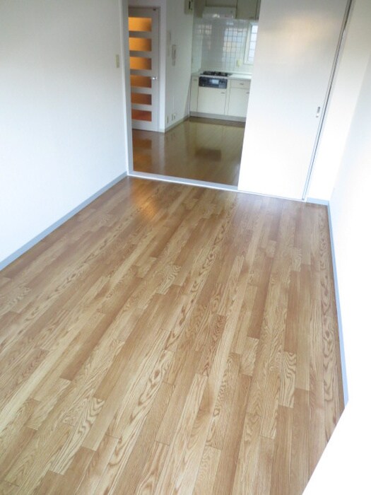 物件内観写真6　(居室)