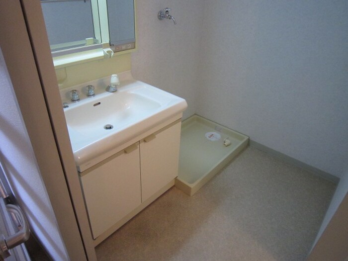 物件内観写真8　(洗面)