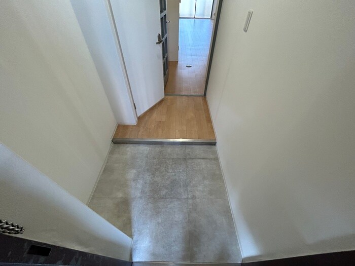 物件内観写真7　(廊下)