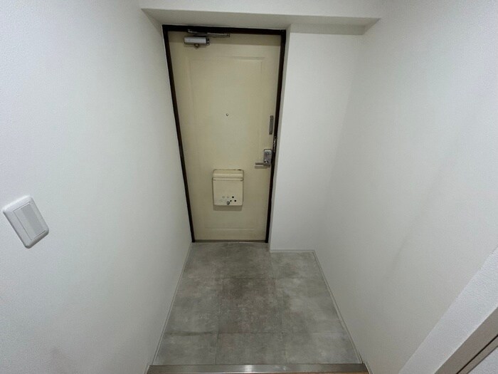 物件内観写真20　(玄関)