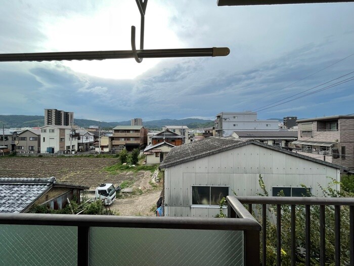 物件内観写真20　(室内からの展望)