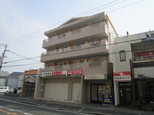 トキヤビル外観写真