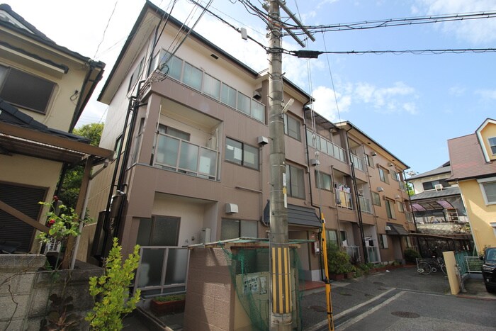 上穂ロイヤルハイツの外観写真