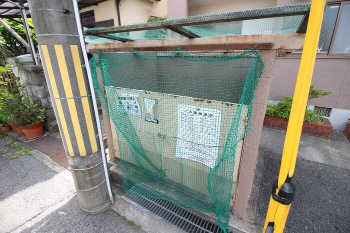 上穂ロイヤルハイツの建物設備