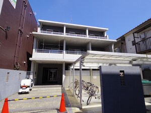 メディナ中書島外観写真