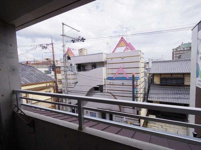 物件内観写真20　(室内からの展望)