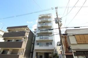 シャルマンコーポ寺田町(102)外観写真