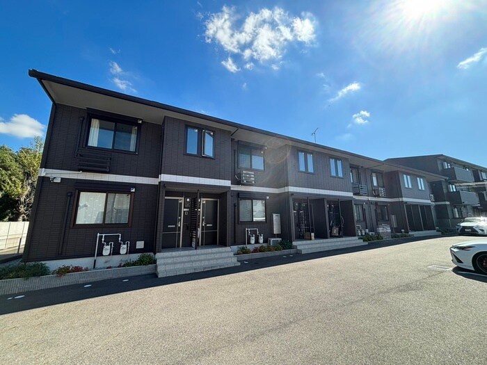 物件外観写真4　(外観写真)