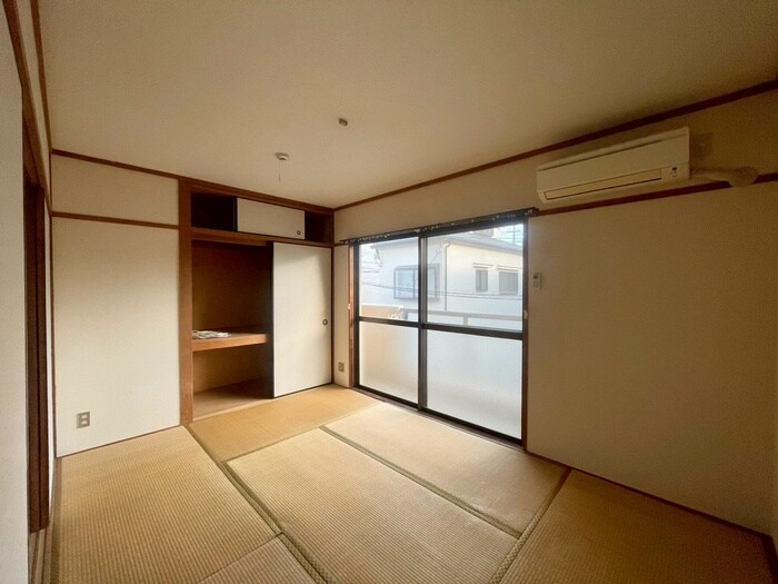 物件内観写真4　(居室)