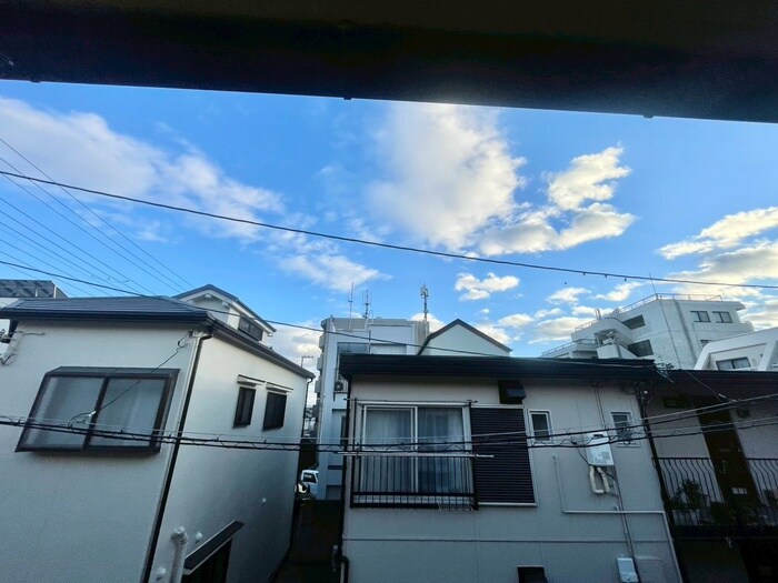 物件内観写真13　(室内からの展望)