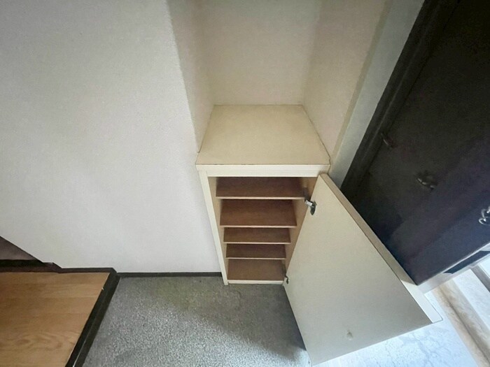 物件内観写真17　(靴箱)