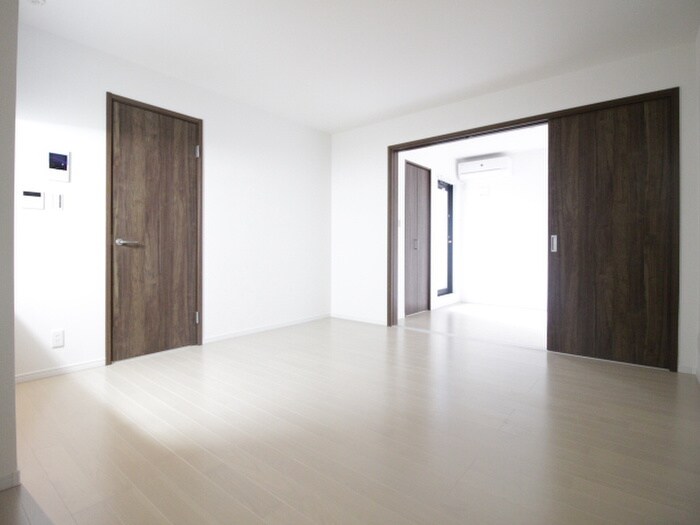 物件内観写真9　(居室)