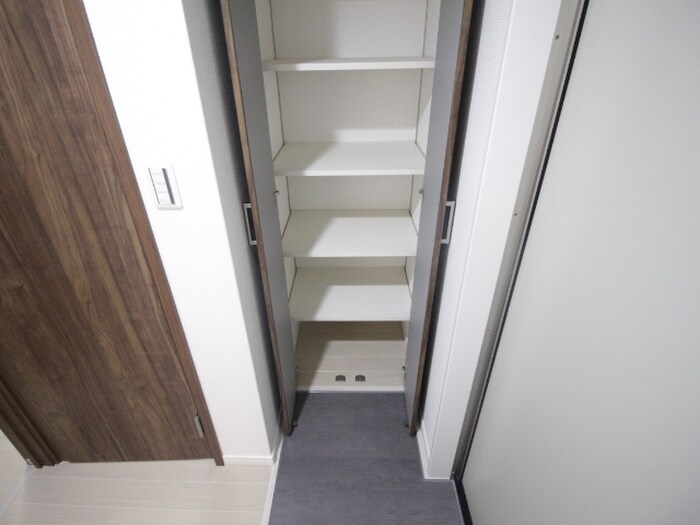 物件内観写真19　(靴箱)
