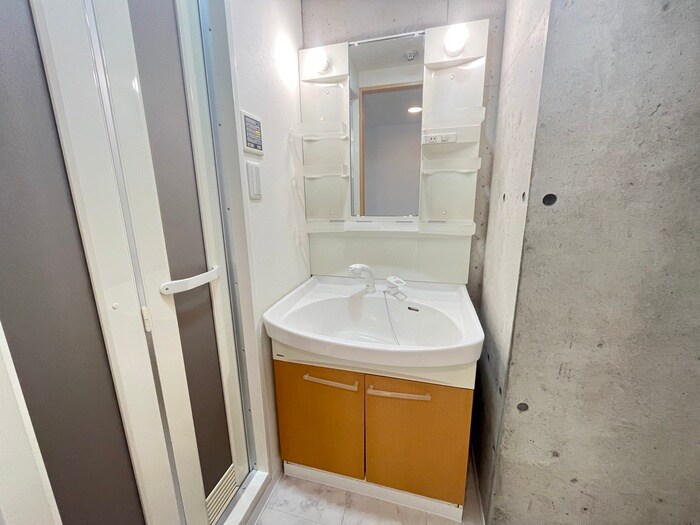 物件内観写真12　(洗面)