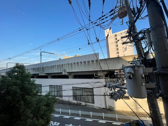 物件内観写真22　(室内からの展望)